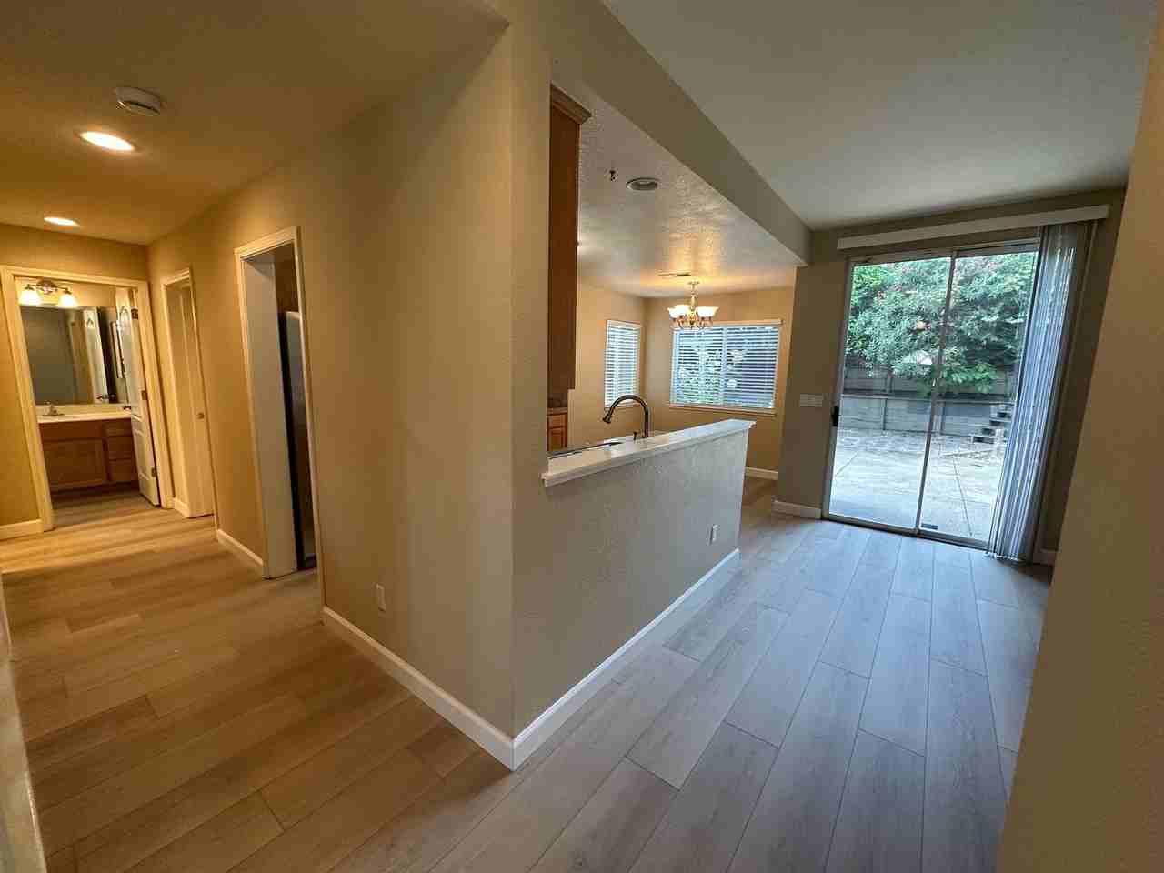 1614 Mount Silliman Way - Photo 6 of 27