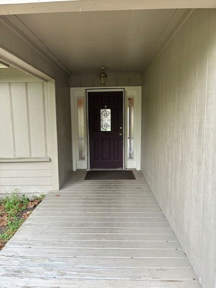 114 N Woodvalley Dr - Photo 2 of 26