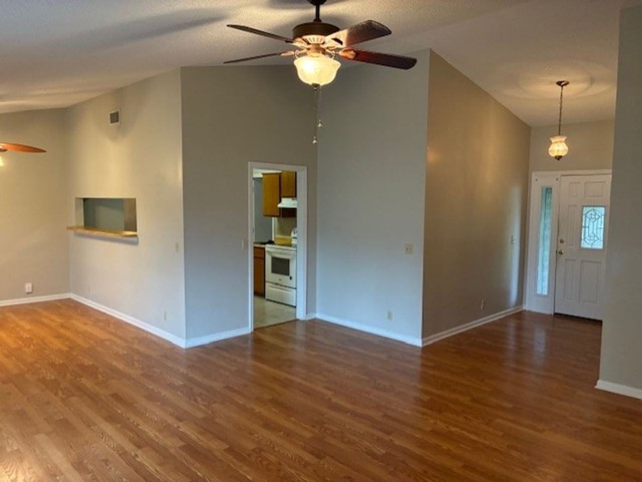 114 N Woodvalley Dr - Photo 4 of 26