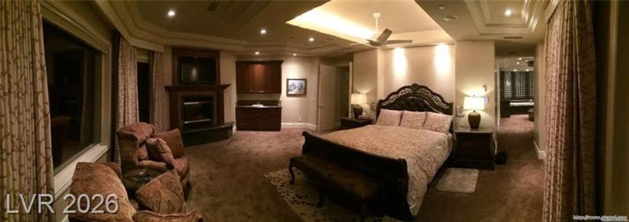 8741 Newport Isle Ct - Photo 7 of 13