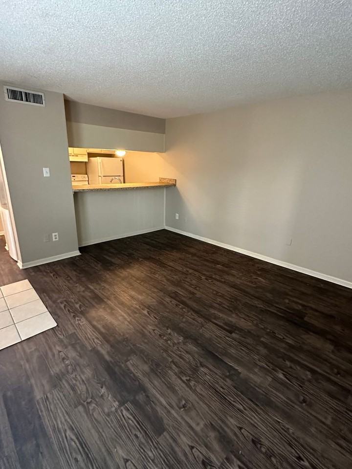 6692 Whispering Oak Pl #3 - Photo 2 of 7