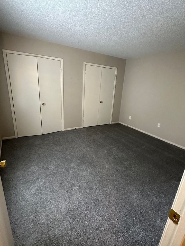 6692 Whispering Oak Pl #3 - Photo 7 of 7