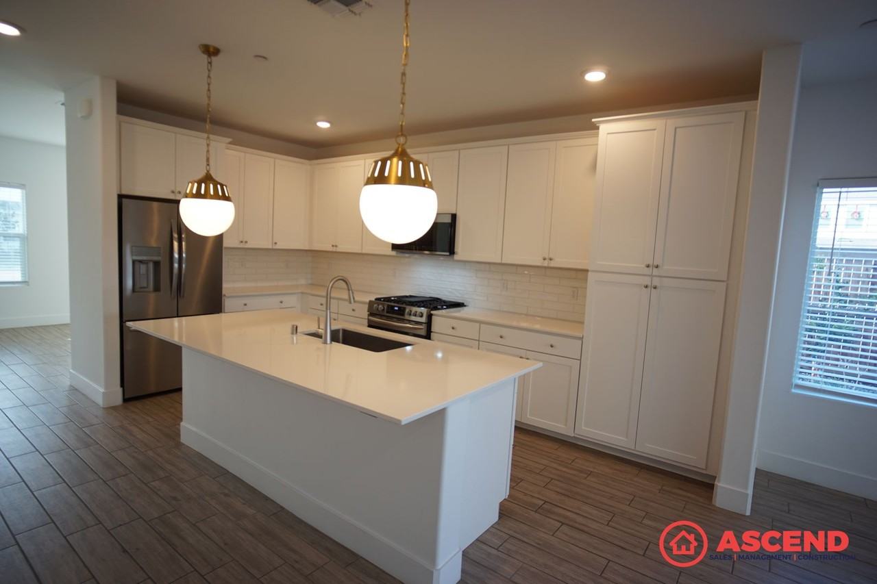 9000 Lily Crest Way - Photo 5 of 21