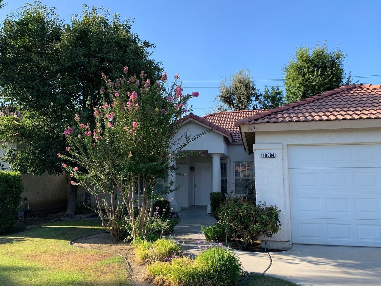 10604 Tivoli Ct - Photo 2 of 14