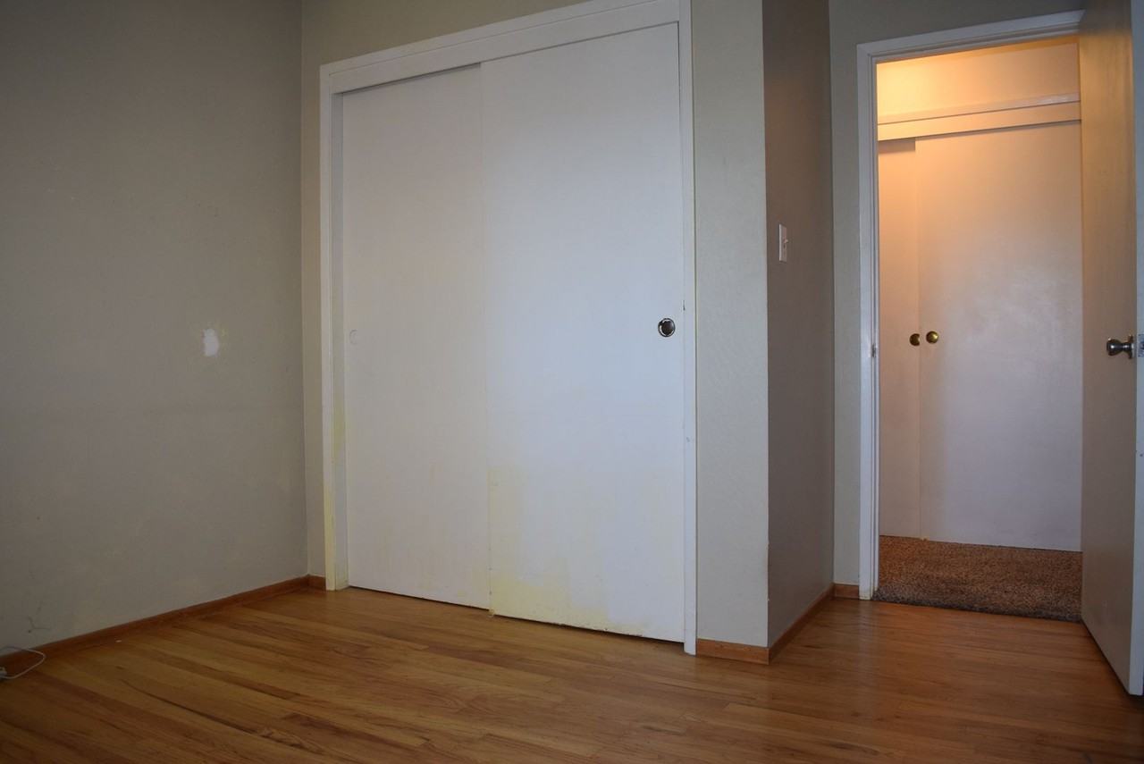 7043 Zeeland Dr - Photo 6 of 16