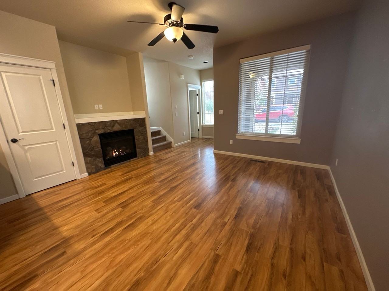 20764 Ne Smoke Stack Ln - Photo 3 of 20