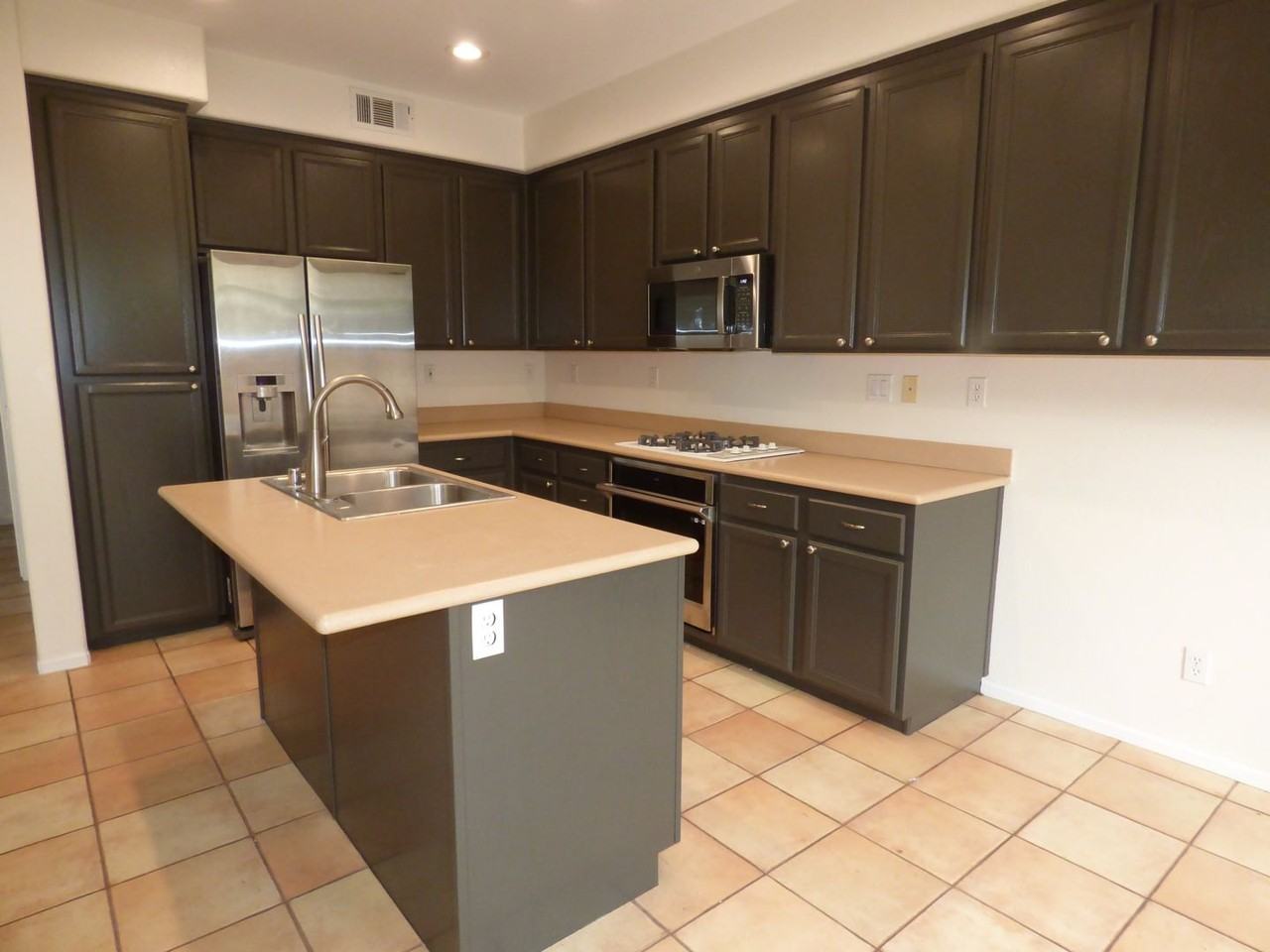 6446 Kinglet Way - Photo 3 of 17