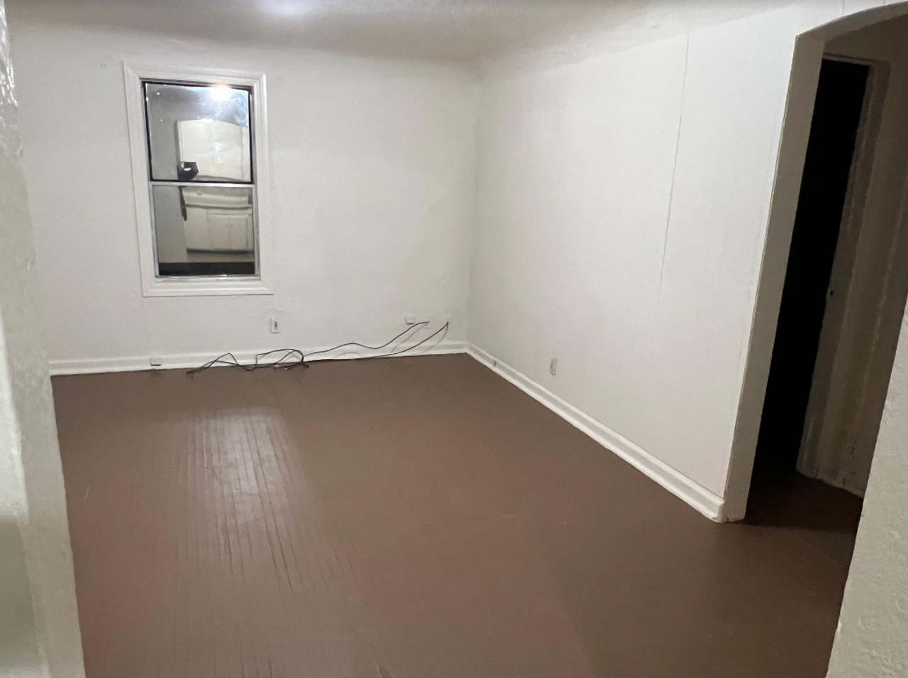 220 26th St - Photo 2 of 11