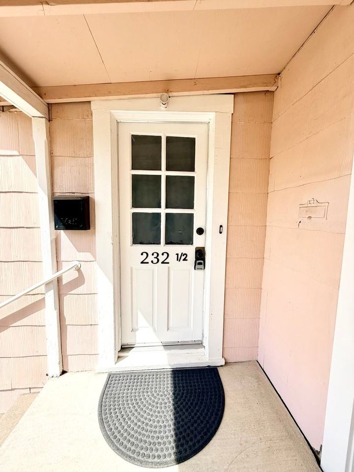 232 1/2 S G St - Photo 2 of 13