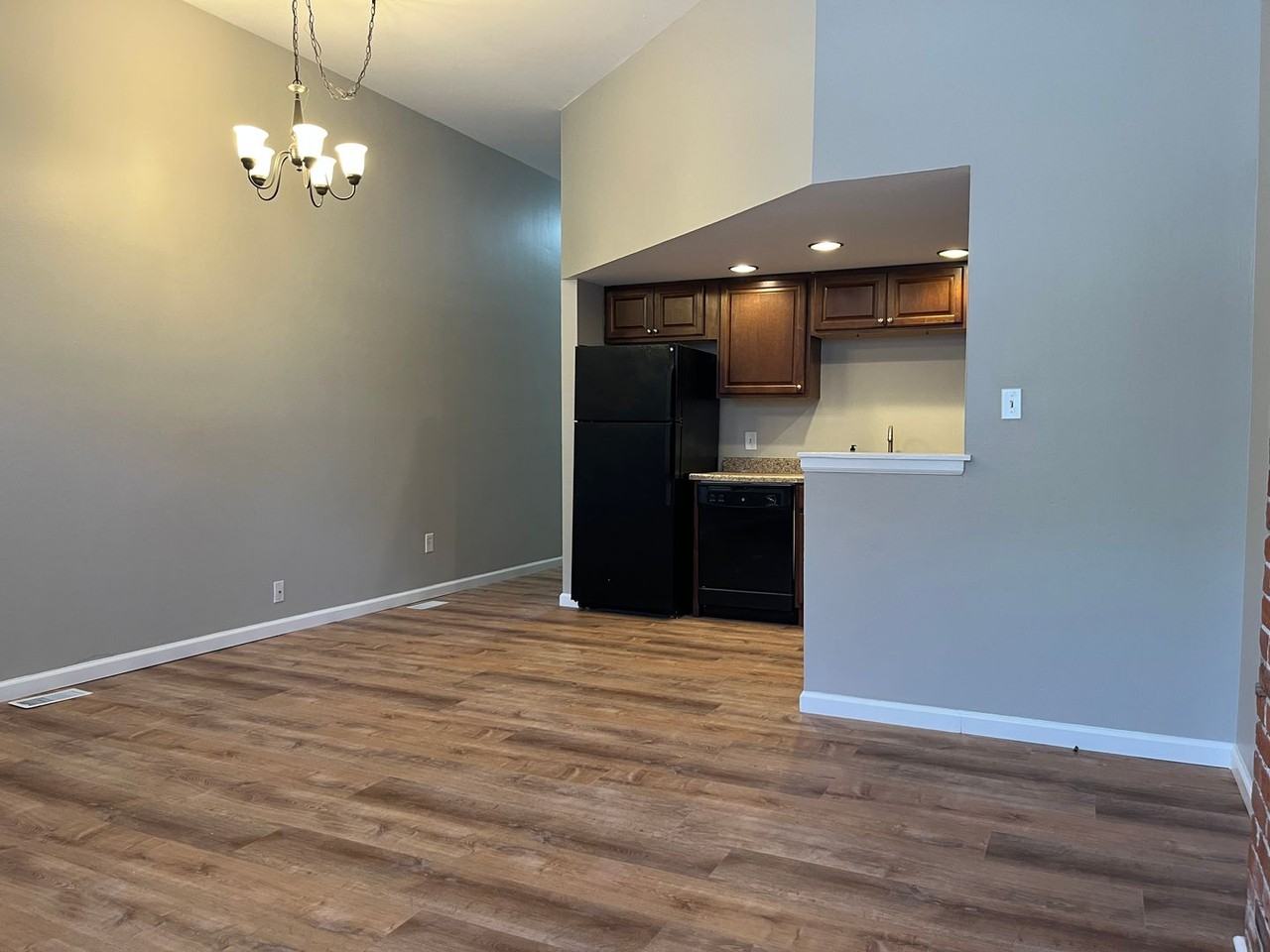 2405 2405 Menard St. - 2405 1FL - Photo 3 of 10