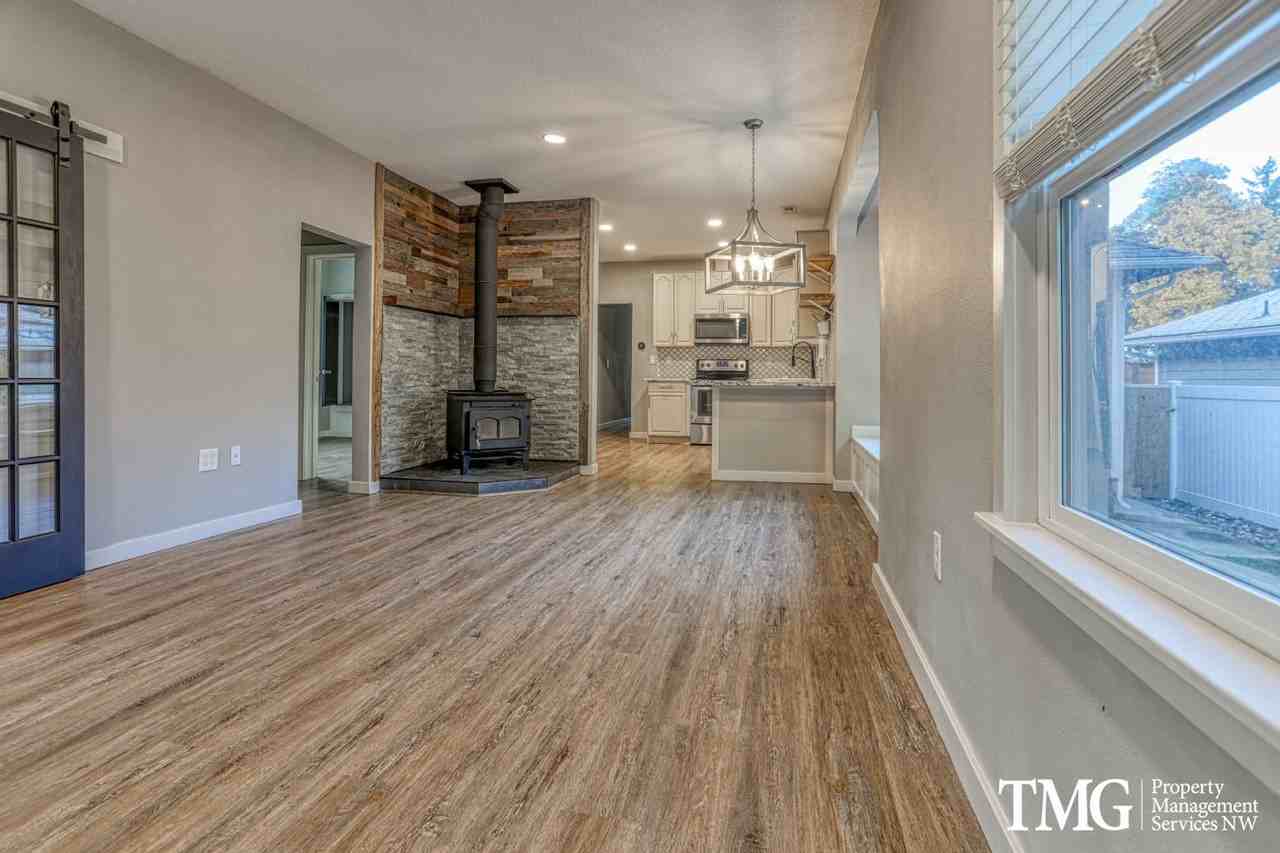 1246 E 1st Ave - Photo 3 of 39