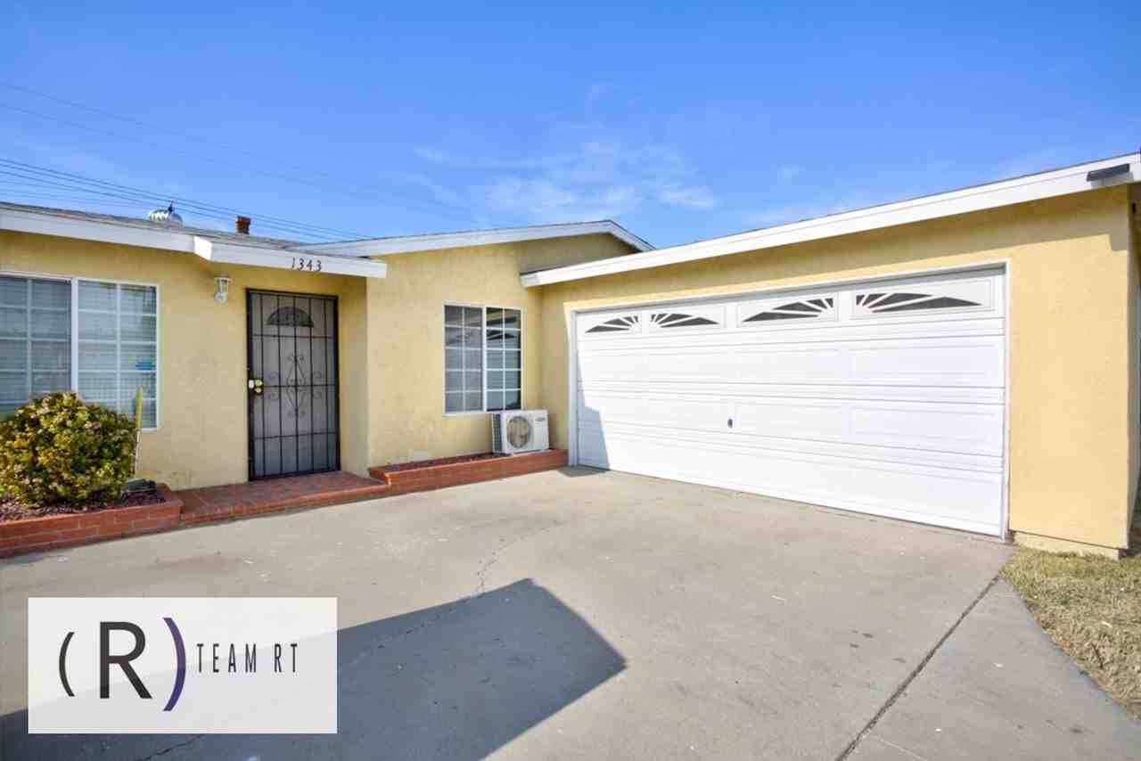 1343 Electra Ave - Photo 4 of 39