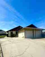 featured image of 3465 Magnums Way