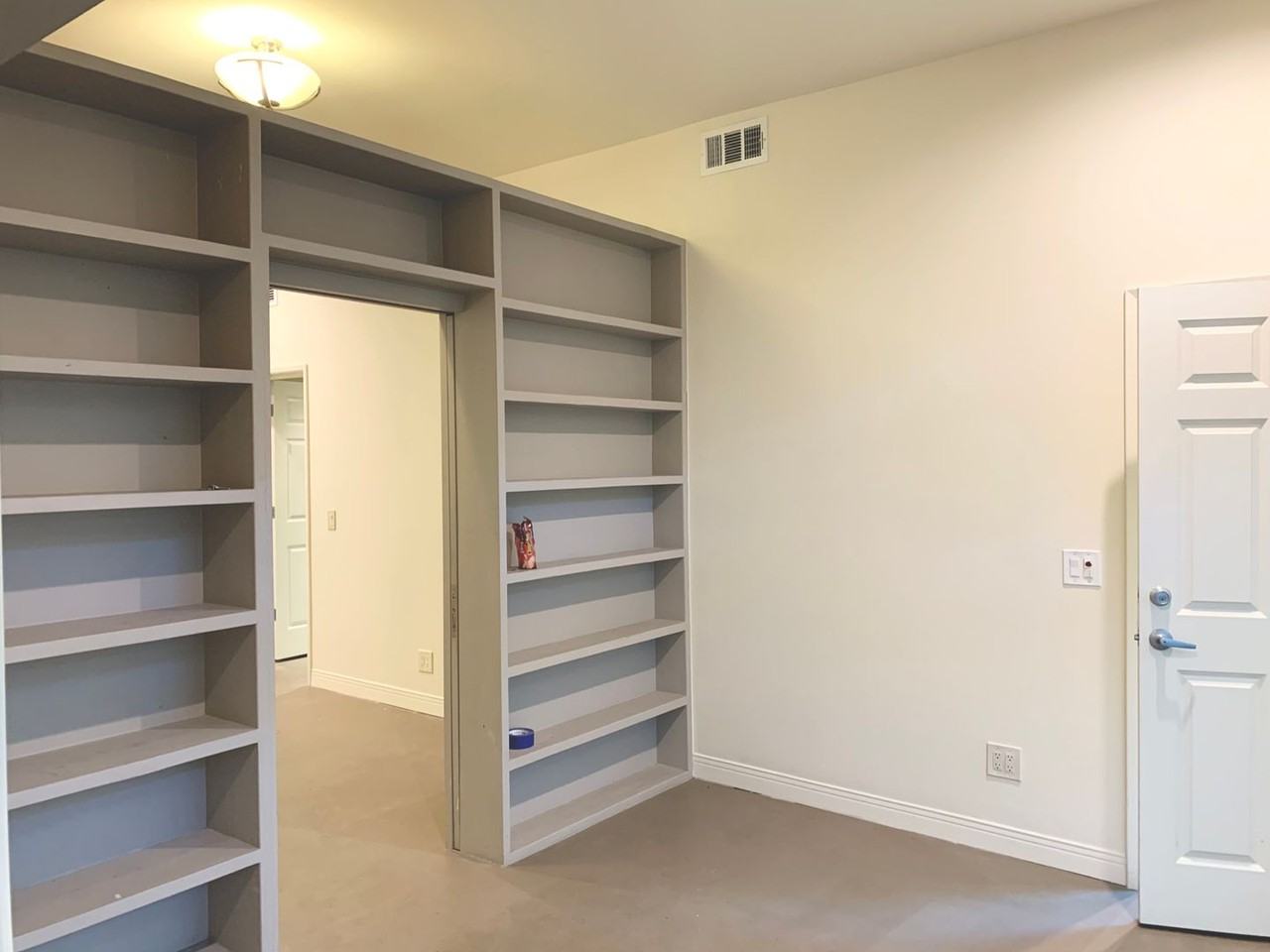 751 N Harper Ave - Photo 6 of 23