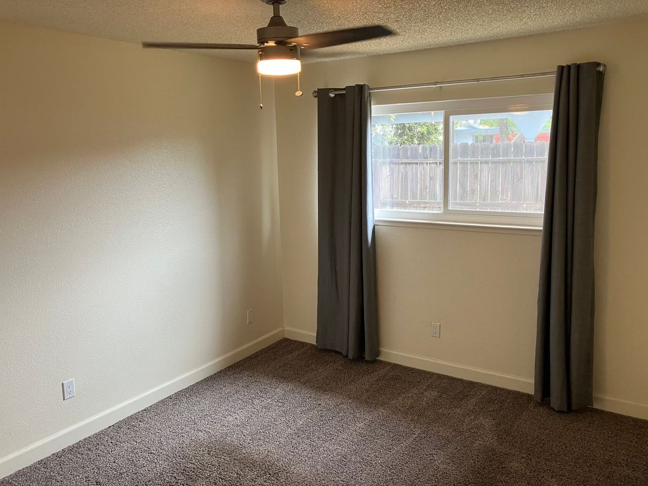 1112 Patty Way #B - Photo 4 of 9