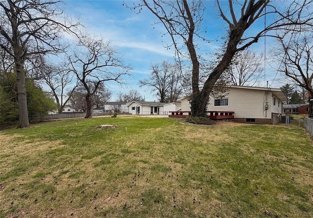 Dundee Cir - Photo 6 of 11