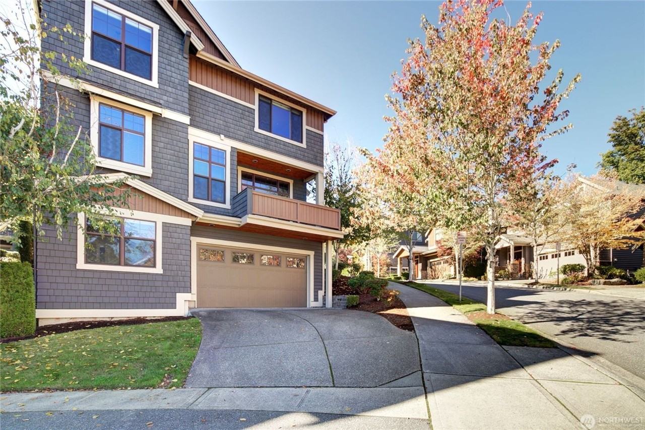 2430 Nw Stoney Creek Dr - Photo 2 of 32