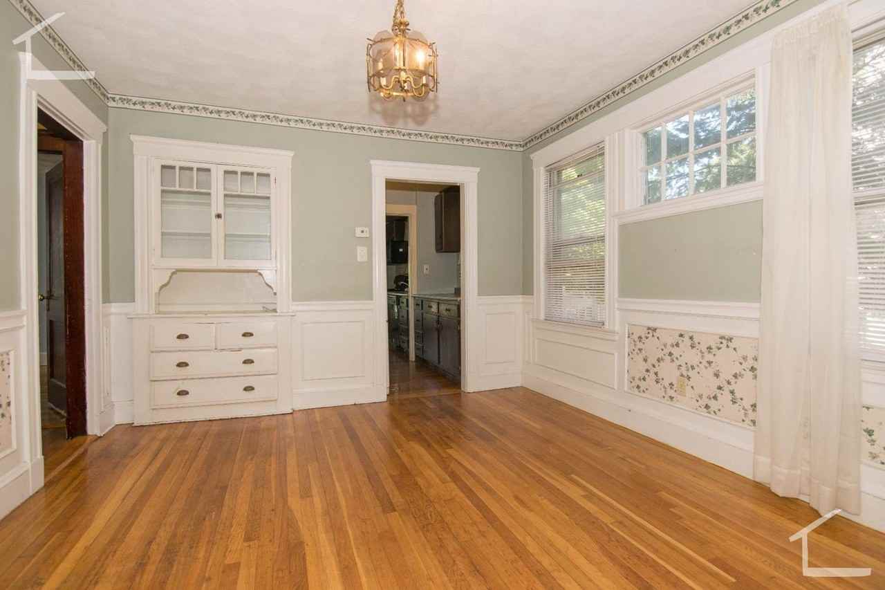 98 Beechcroft St - Photo 5 of 9