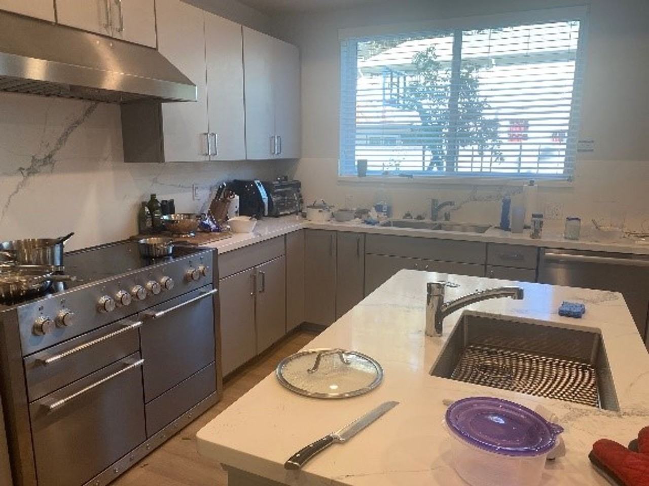 503 1st St - Photo 2 of 5