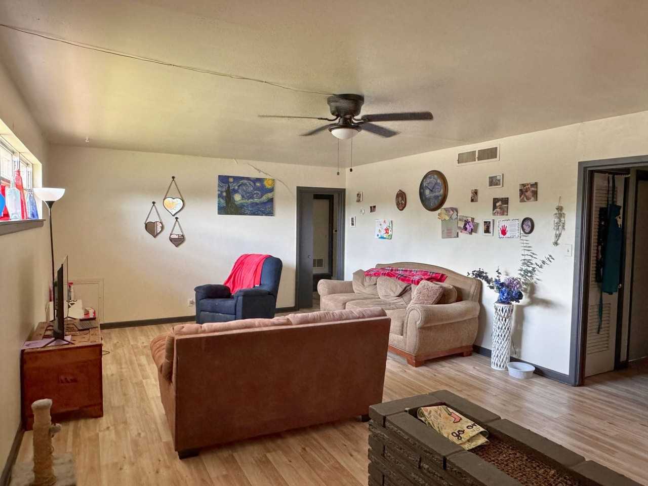 4800 George St - Photo 3 of 30