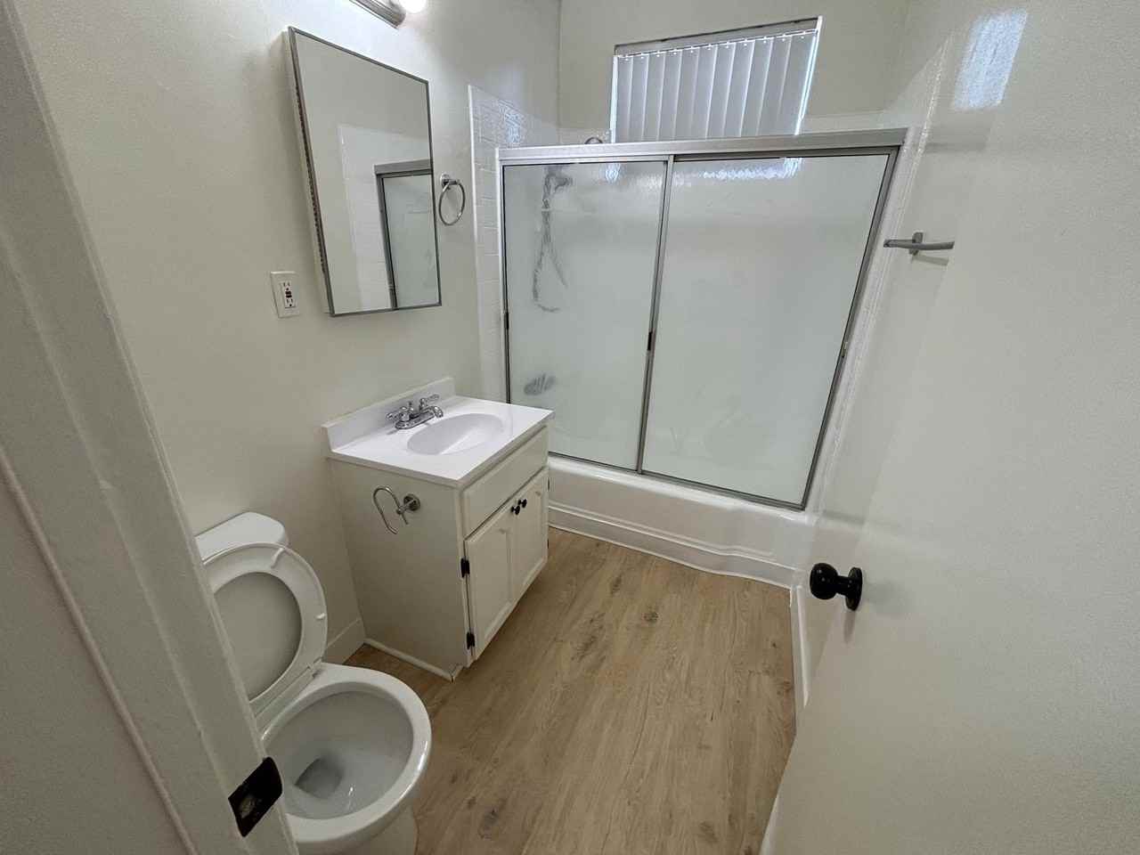 BV91-915 Mount Olive Dr. Duarte, CA 91010 - Photo 7 of 19