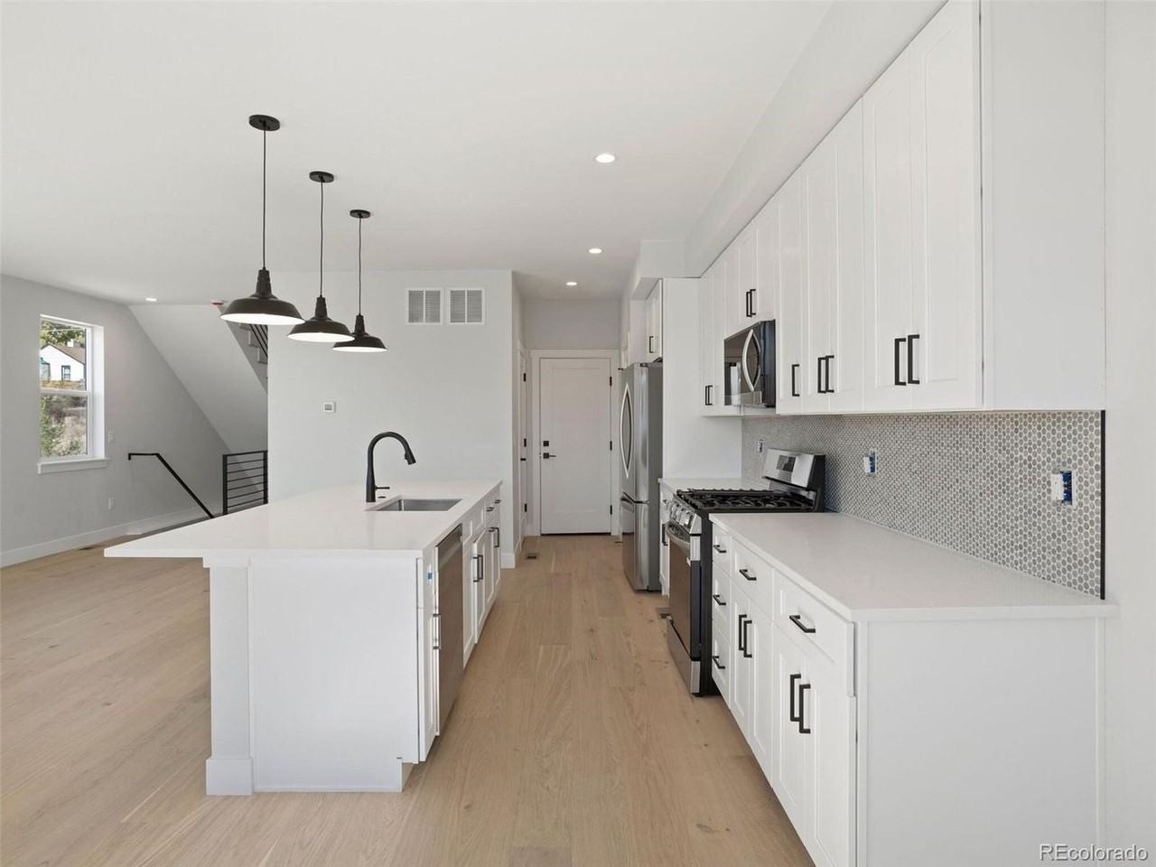 4656 W 9th Ave - Photo 5 of 28