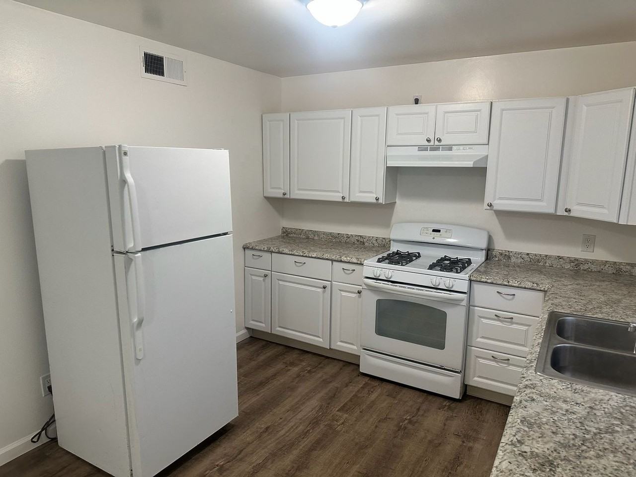 17502 Road 64 - Photo 4 of 16