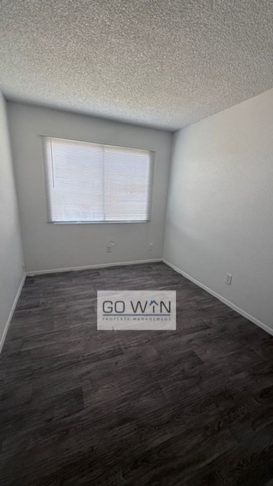 6844 W Monterosa St - Photo 6 of 19