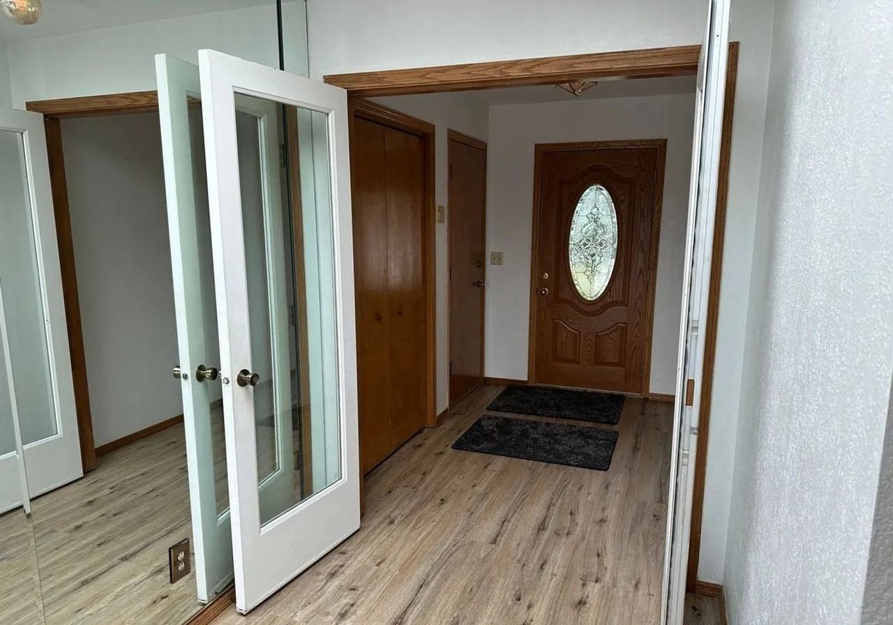 1529 E Loch Haven Dr - Photo 6 of 19