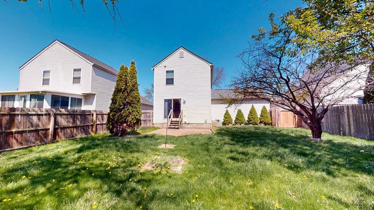 6671 Warriner Way - Photo 3 of 27