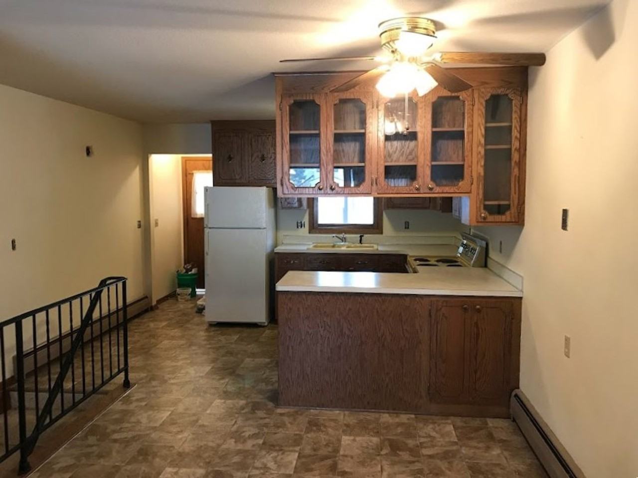 519 State St - Photo 3 of 17