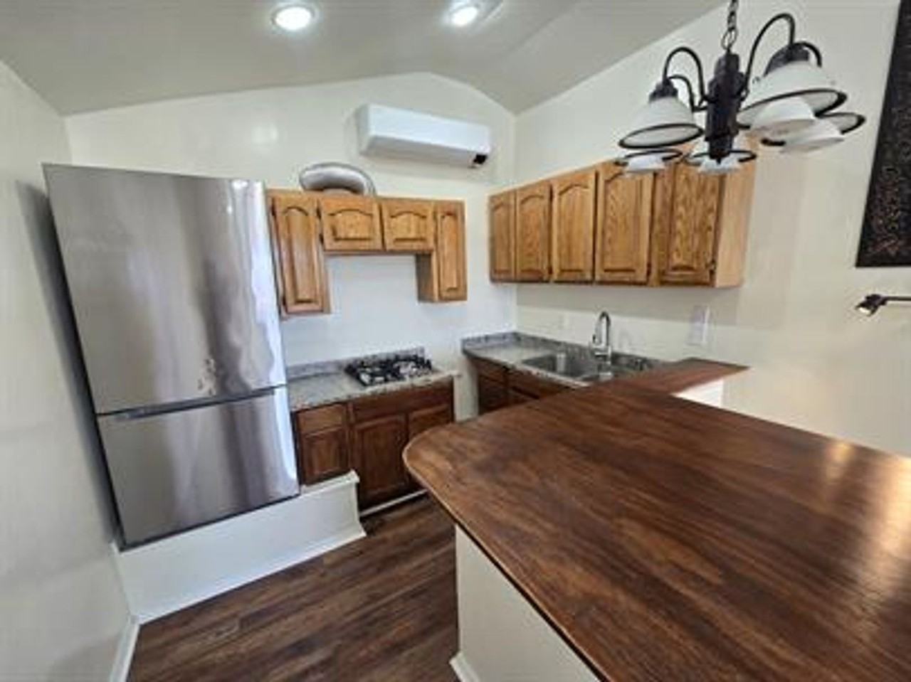 2610 S Mission Rd - Photo 4 of 18