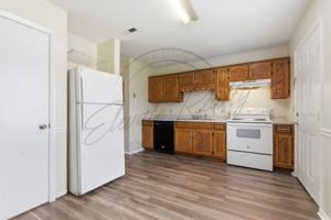 featured image of 402 Peek Dr #2