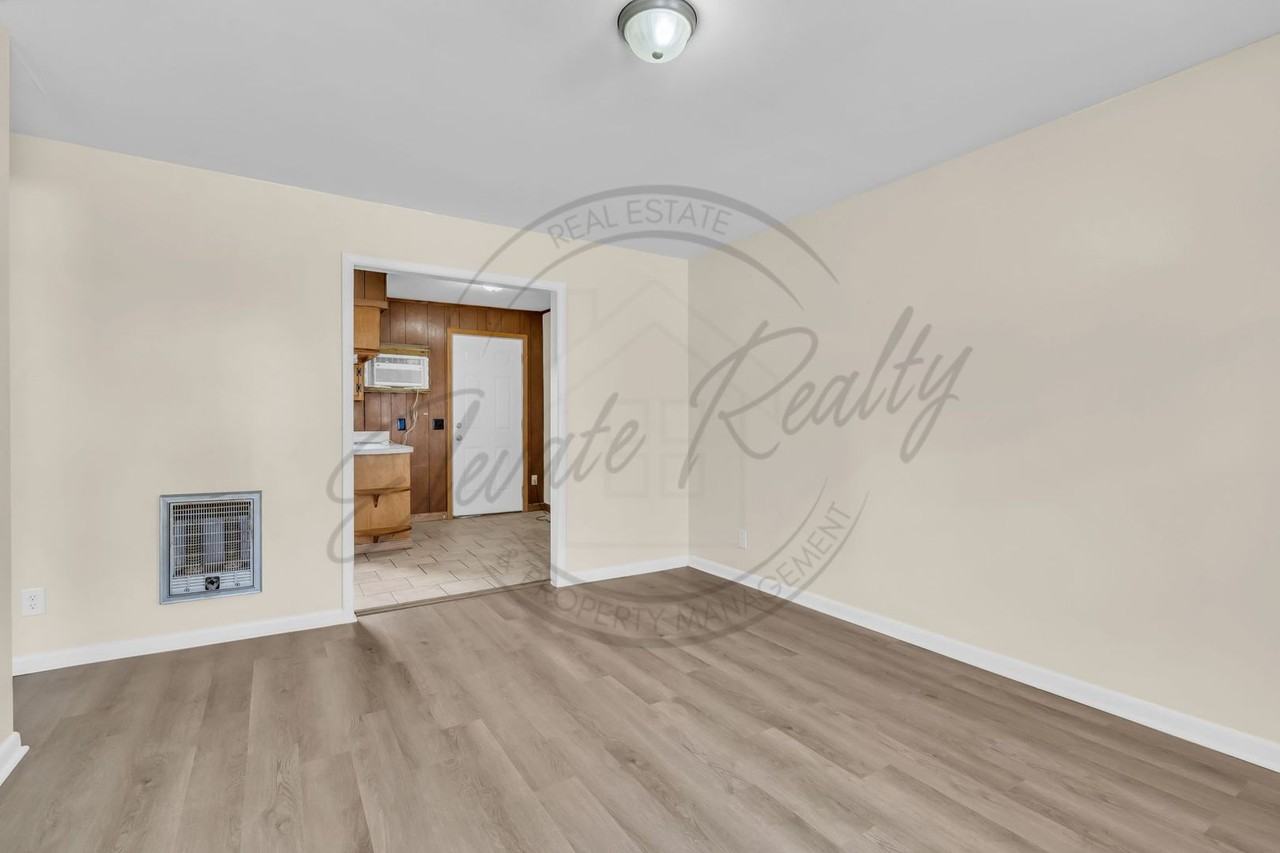 114 E 17th St #2 - Photo 2 of 17