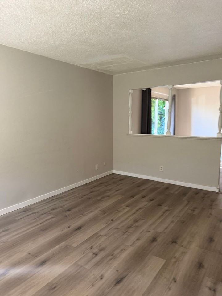 5363 Castle St - Photo 2 of 22