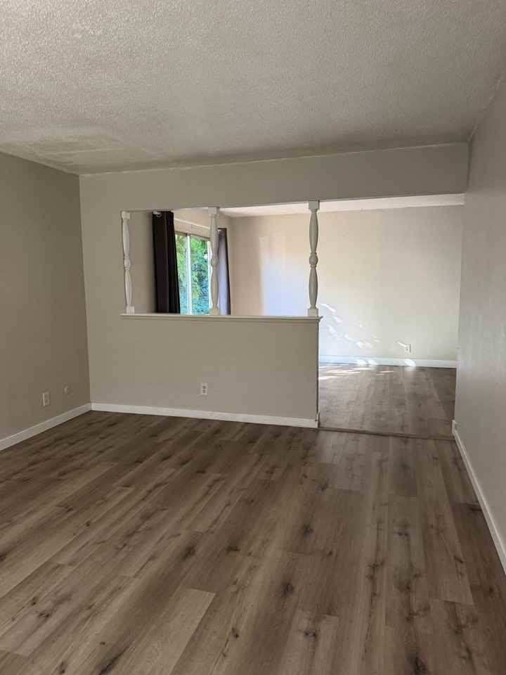 5363 Castle St - Photo 3 of 22