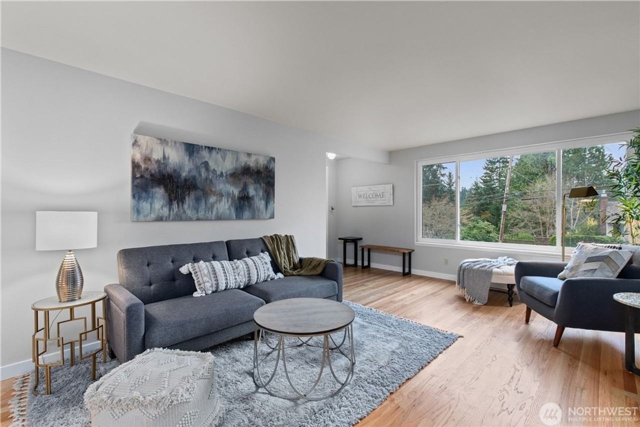 10526 Alton Ave Ne - Photo 3 of 31