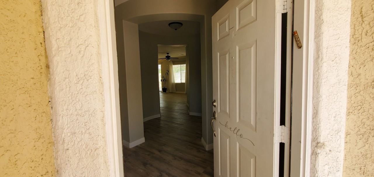 2508 Wellworth Ave - Photo 3 of 28