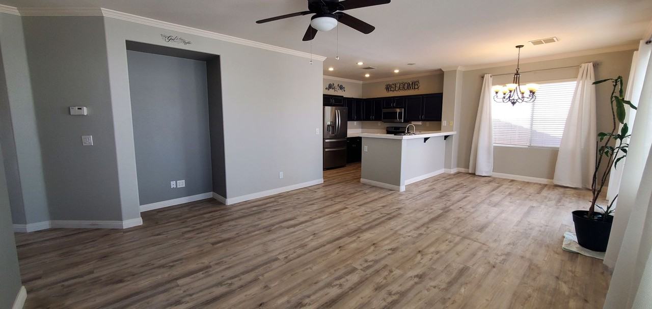 2508 Wellworth Ave - Photo 6 of 28