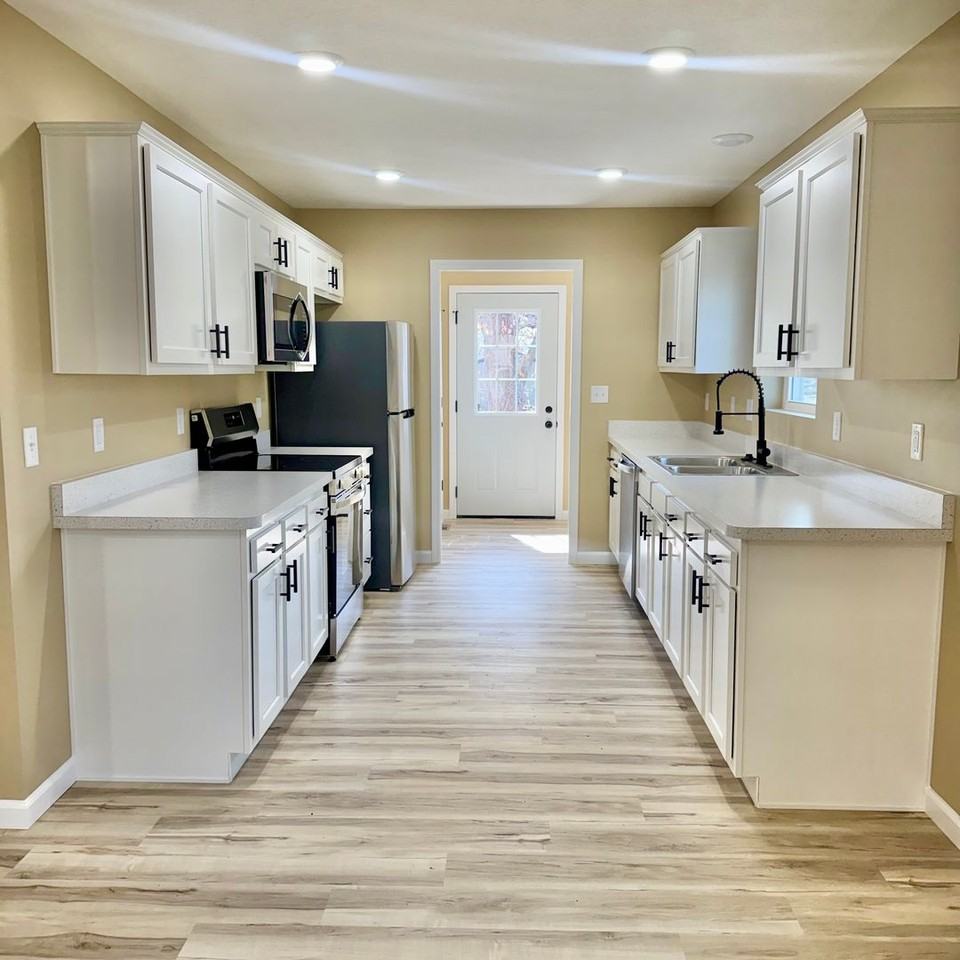 2119 Beech St - Photo 7 of 22