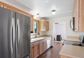 featured image of 300 Aristocrat Dr