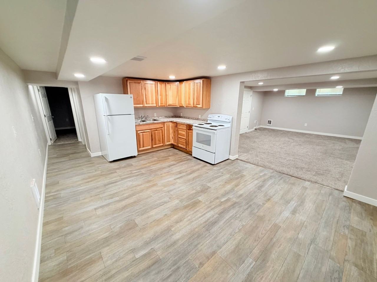 921 4th Ave N - Photo 6 of 13