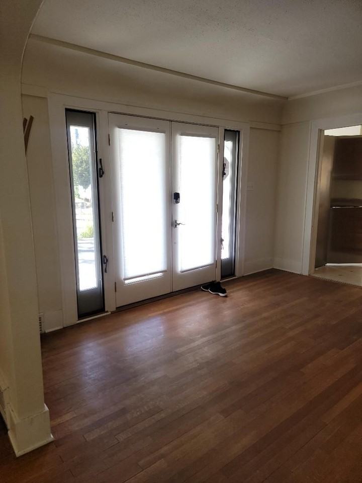 9840 Dekoven Dr Sw - Photo 5 of 38