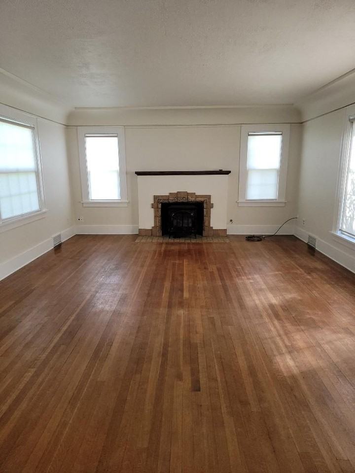 9840 Dekoven Dr Sw - Photo 7 of 38