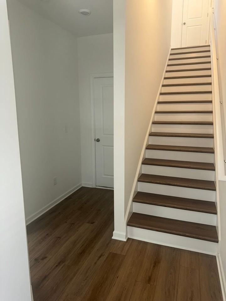 244 Asbury Oak Ln - Photo 4 of 24