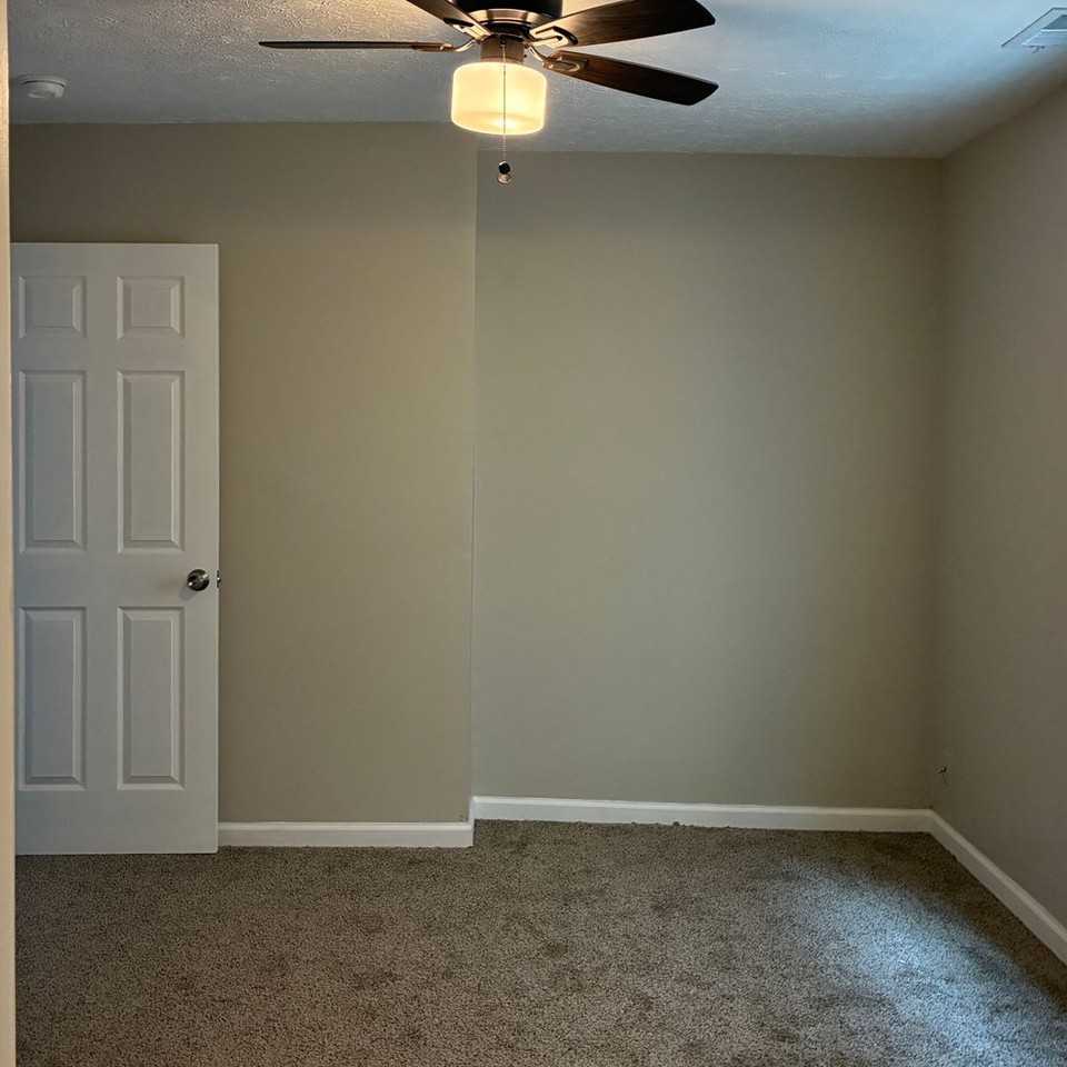 1018 Payne St - Photo 5 of 16