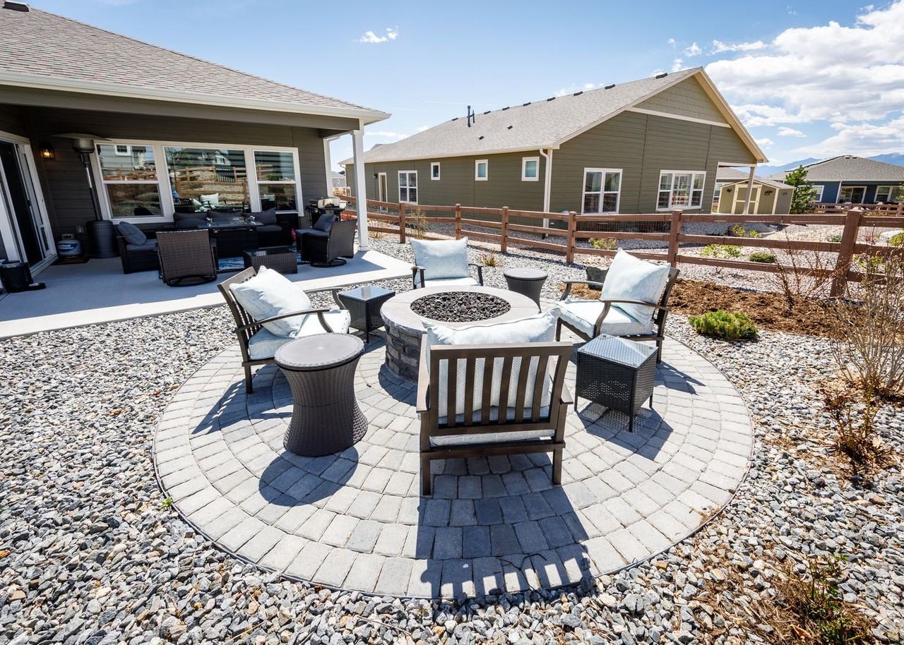 9032 Bugaboo Dr - Photo 5 of 50