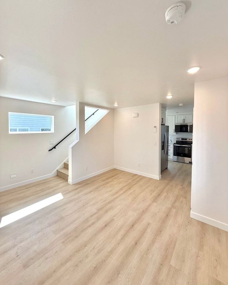 3522 Sw 112th St - Photo 2 of 40