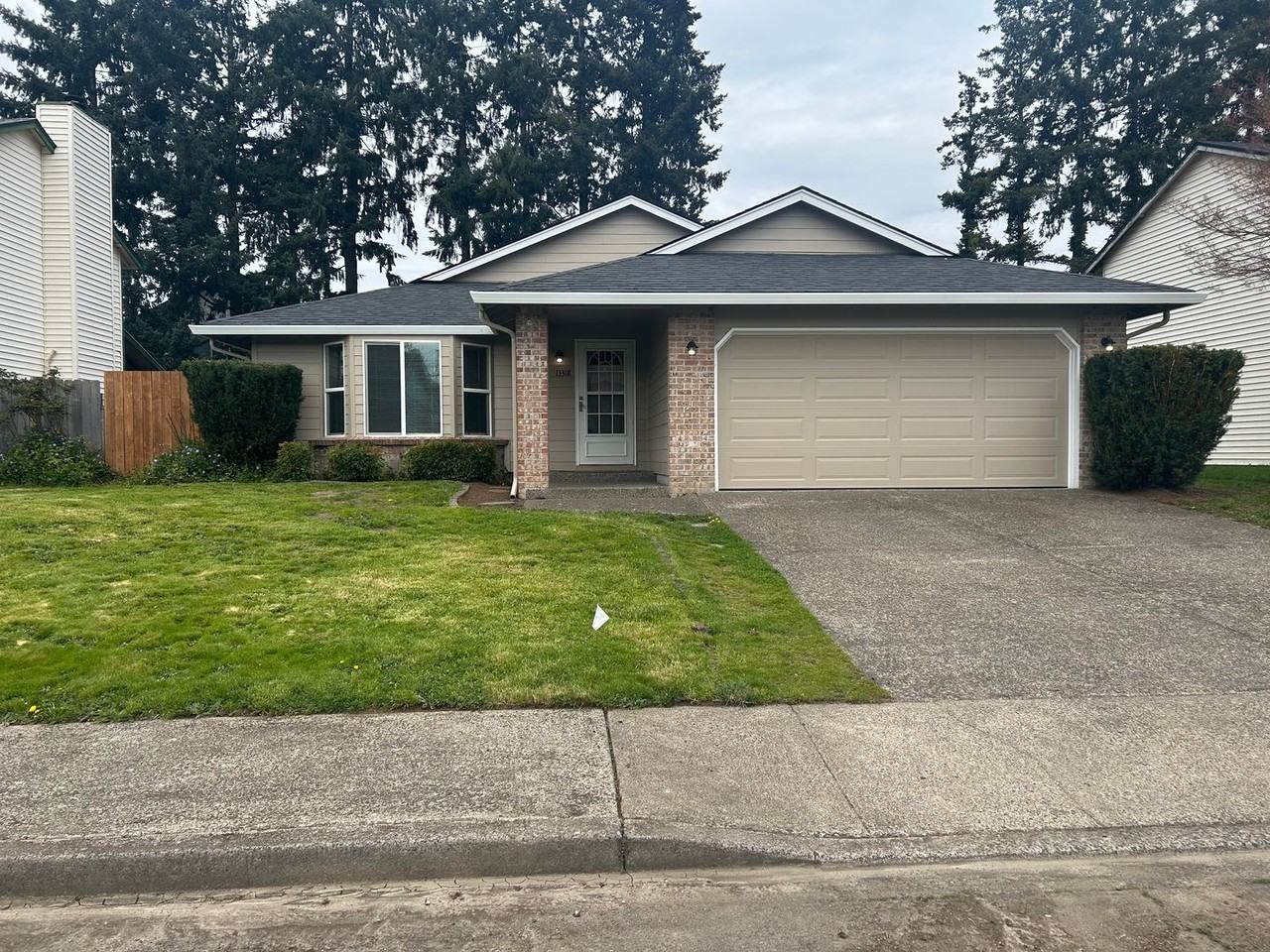 13318 Ne 83rd St - Photo 2 of 13