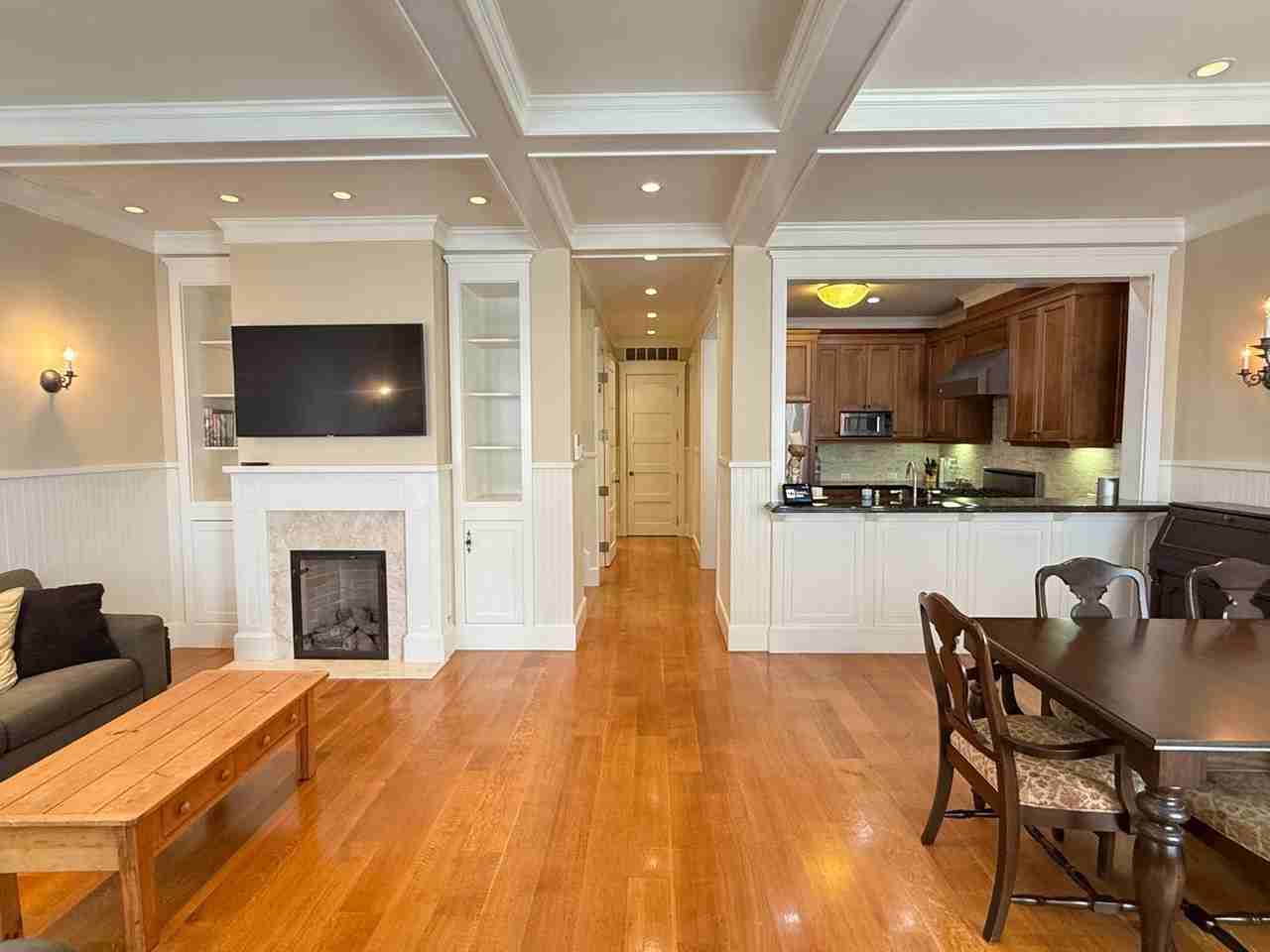 1330 Sanchez St - Photo 2 of 23